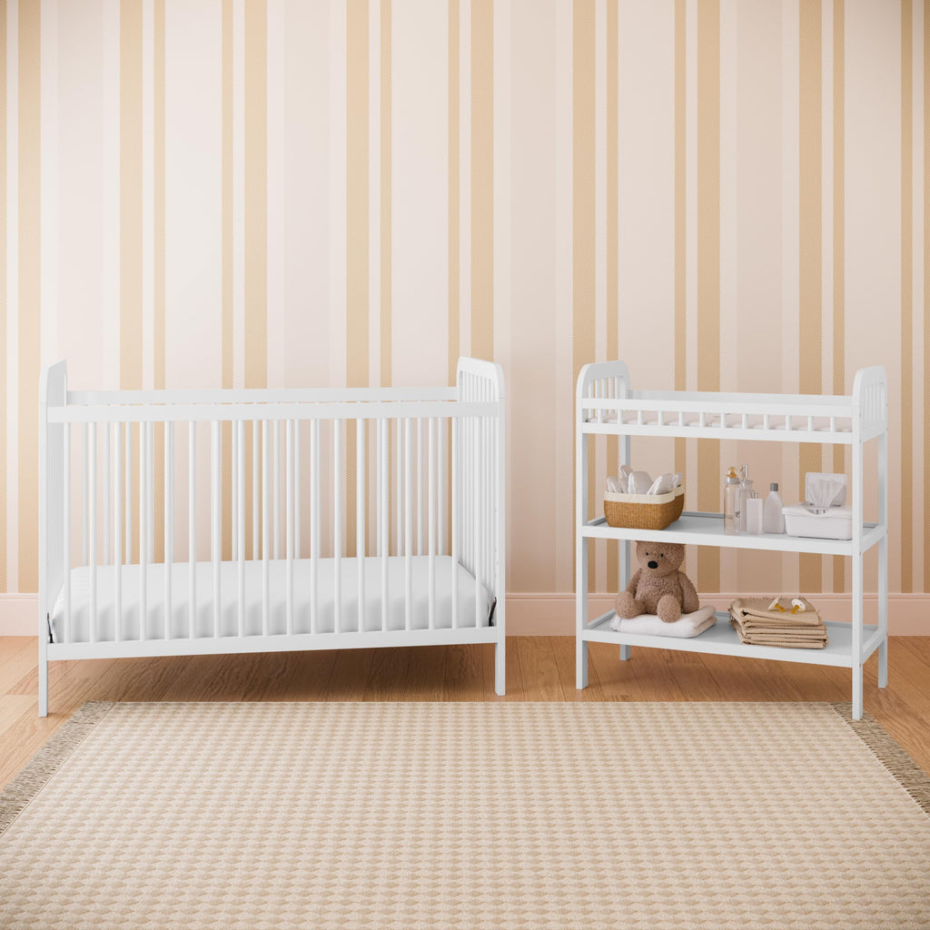 White Changing Table with Changing Pad F89285